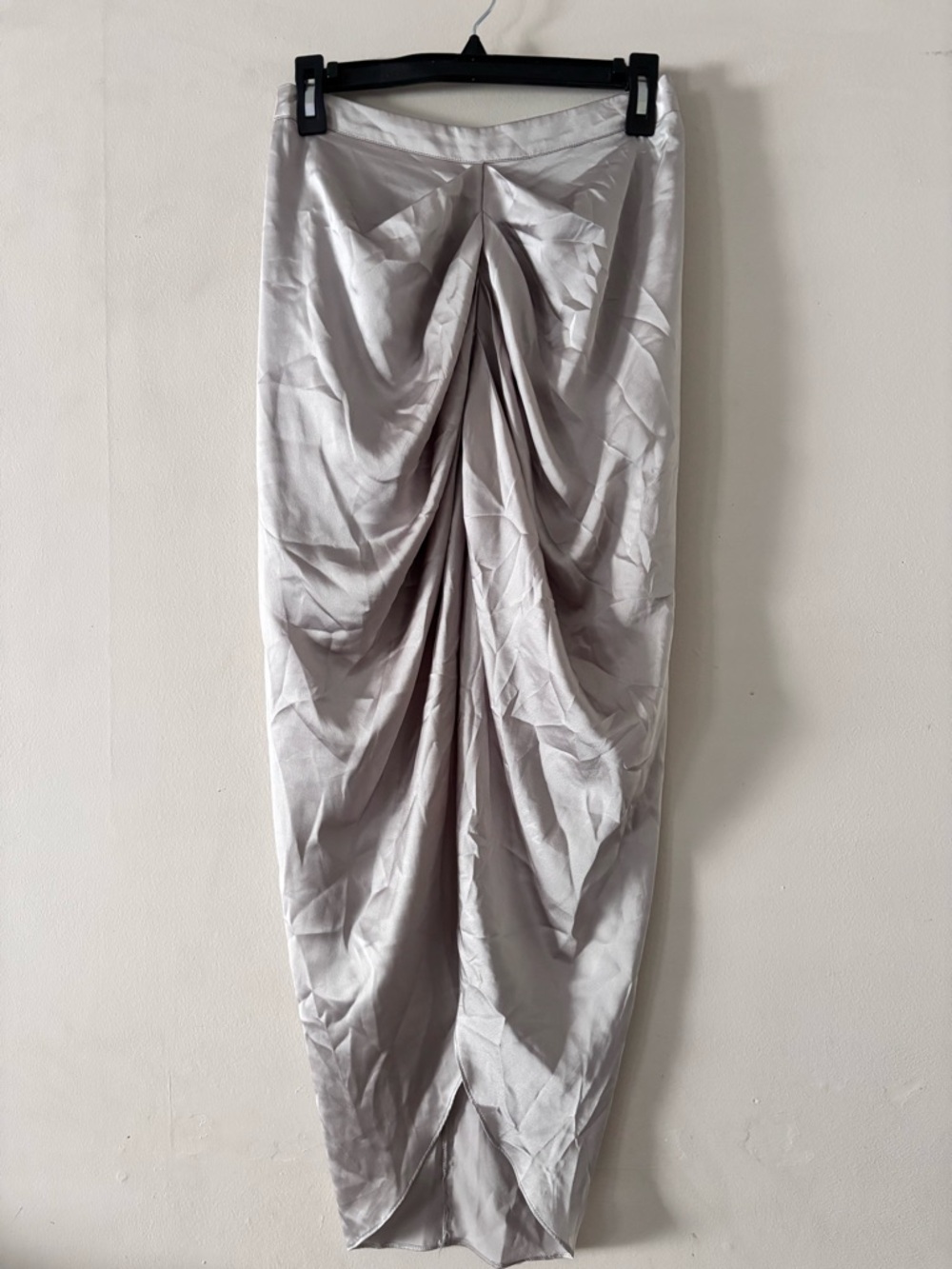 Sheike Elegant Silver Satin Drape Skirt